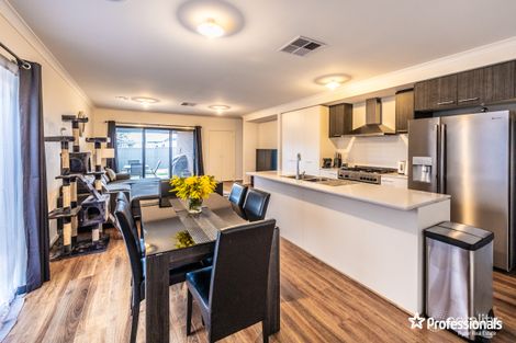 Property photo of 86 Riverside Concourse Cobblebank VIC 3338