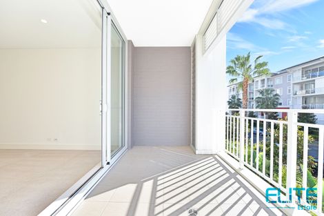 Property photo of 209/2 Palm Avenue Breakfast Point NSW 2137