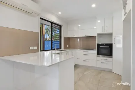 Property photo of 13 Chelsea Crescent Minyama QLD 4575