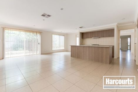Property photo of 6 Tulip Grove Cranbourne VIC 3977