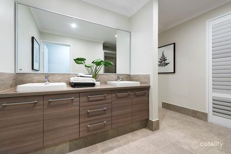 Property photo of 11 Caliza Way Beeliar WA 6164