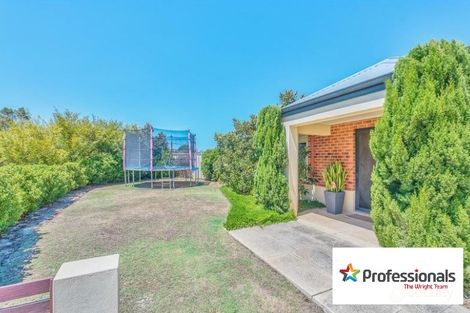 Property photo of 22 Merrivale Circle Tapping WA 6065
