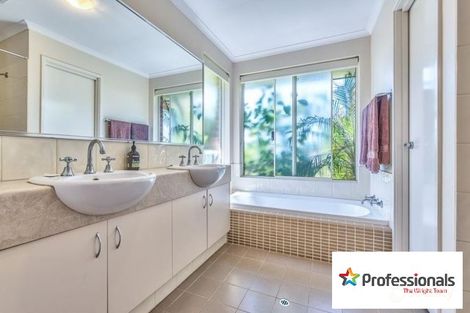 Property photo of 22 Merrivale Circle Tapping WA 6065