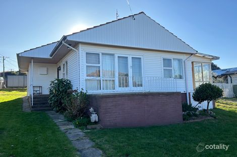 Property photo of 8 Sunnybar Parade Karabar NSW 2620