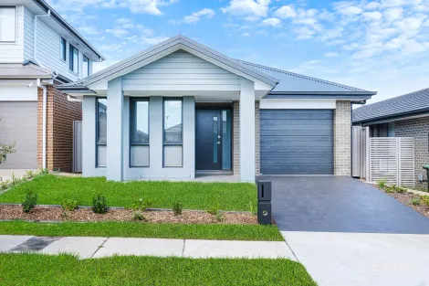 24 FALLOW ST, GREGORY HILLS, NSW 2557