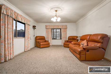 60 Peugeot Dr, Ingleburn, NSW 2565