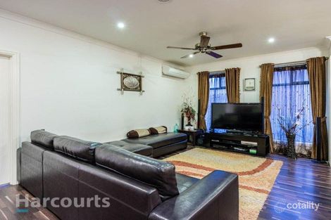 Property photo of 4 Redleaf Close Hampton Park VIC 3976