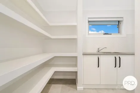 Property photo of 7 Canterbury Road Thurgoona NSW 2640