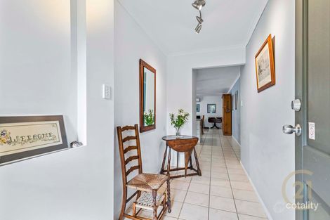 Property photo of 8 Prospect Place Upper Kedron QLD 4055