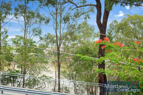 Property photo of 147 The Esplanade St Lucia QLD 4067