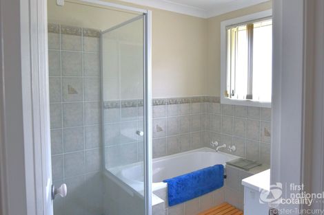 Property photo of 2/6 Asplenii Crescent Tuncurry NSW 2428