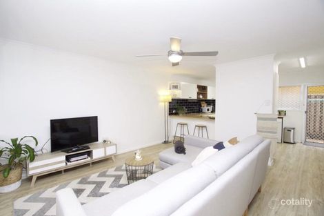 Property photo of 2/18 Oleander Avenue Biggera Waters QLD 4216