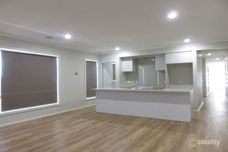 Property photo of 25 Naroon Drive Kalkallo VIC 3064