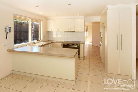 Property photo of 2 Carousel Court Epping VIC 3076