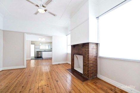 Property photo of 126 Roxburgh Street Stockton NSW 2295