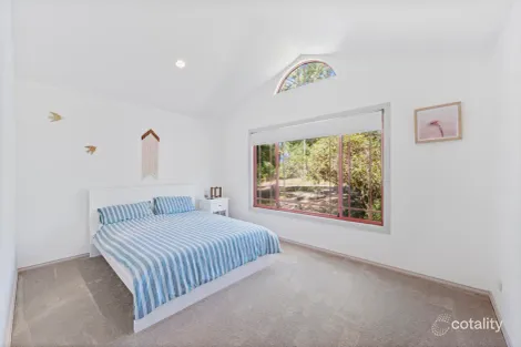 Property photo of 11 Connells Close Mossy Point NSW 2537