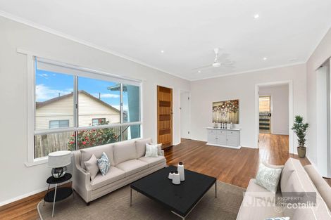 Property photo of 12 Magnolia Grove Doveton VIC 3177