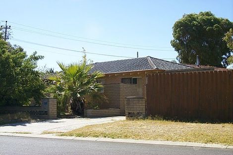 2 Helpman Way, Padbury, WA 6025