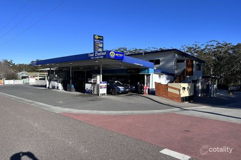 203 Charlotte Bay St, Charlotte Bay, NSW 2428