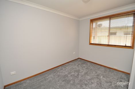 Property photo of 2A Veronica Crescent Wyoming NSW 2250