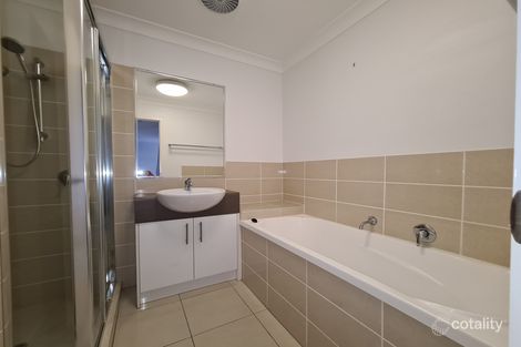 Property photo of 2/19 Tilley Street Redcliffe QLD 4020