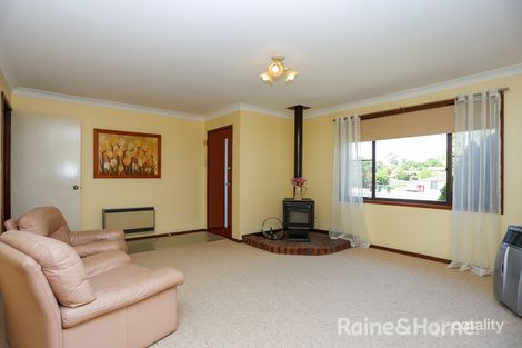 Property photo of 7 Trumper Place Windradyne NSW 2795