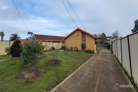 Property photo of 37 Taggerty Crescent Meadow Heights VIC 3048