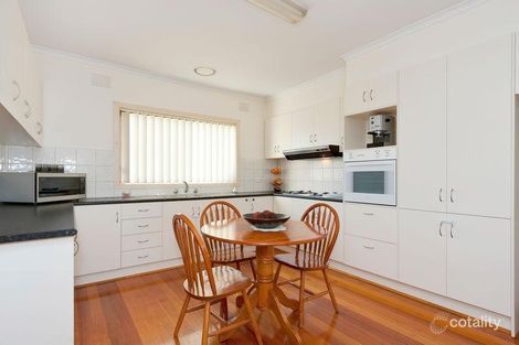 Property photo of 21 Winamurra Crescent Thomastown VIC 3074