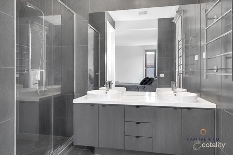Property photo of 73 Scenery Drive Craigieburn VIC 3064