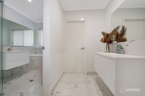Property photo of 41 Barossa Way Thurgoona NSW 2640