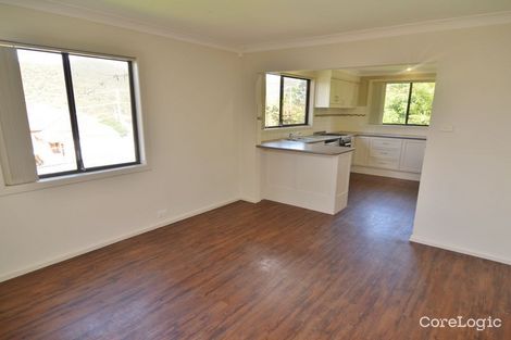 Property photo of 3 Hill Range Crescent Lithgow NSW 2790