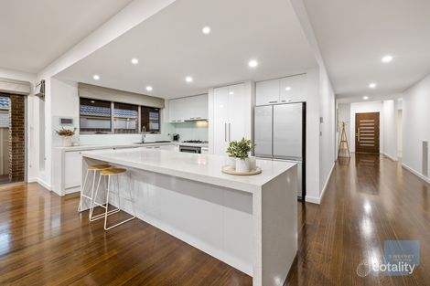 Property photo of 19 Carisbrook Street Caroline Springs VIC 3023