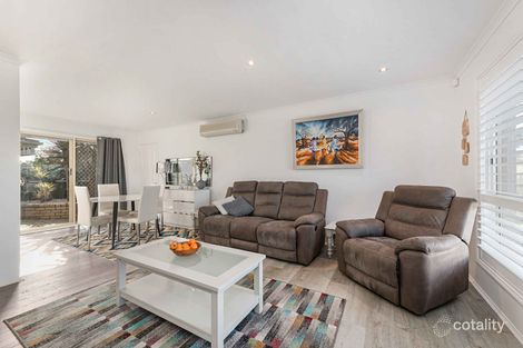 Property photo of 131 Hall Road Carrum Downs VIC 3201