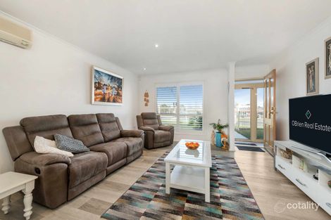 Property photo of 131 Hall Road Carrum Downs VIC 3201