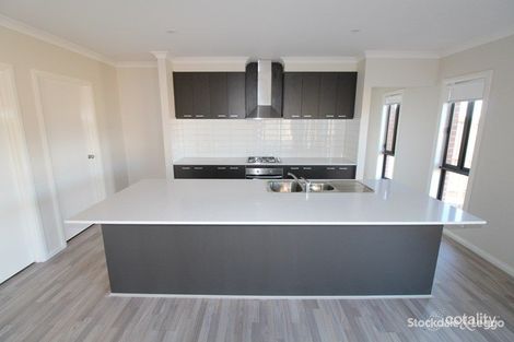Property photo of 256 Haze Drive Point Cook VIC 3030