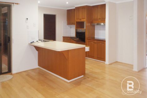 Property photo of 7 Redwood Drive Strathfieldsaye VIC 3551