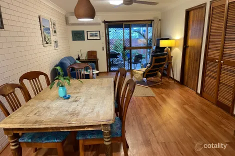 1/28 Bullimah Ave, Burleigh Heads, QLD 4220