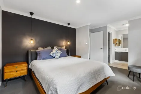 Property photo of 6 Belvide Way Aveley WA 6069