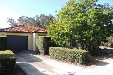 2/173 Government Rd, Labrador, QLD 4215