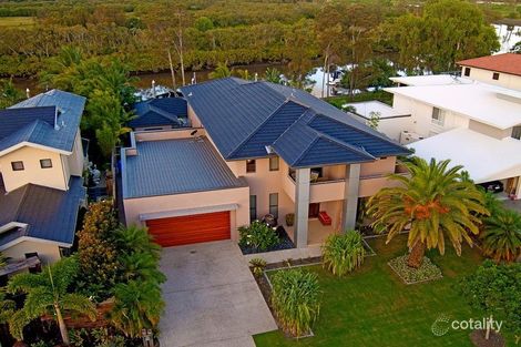Property photo of 30 Serenity Boulevard Helensvale QLD 4212