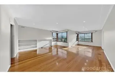 110 Manningham Rd, Bulleen, VIC 3105