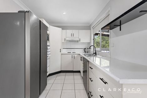 Property photo of 1 Unicomb Close Rutherford NSW 2320