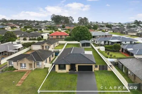 64 Budgeree Dr, Aberglasslyn, NSW 2320