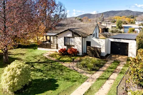 Property photo of 1 Woolcock Street Watson ACT 2602