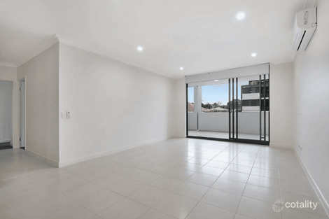 Property photo of 2/35 Gallway Street Windsor QLD 4030