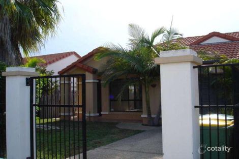 Property photo of 1/17 Lee Road Runaway Bay QLD 4216