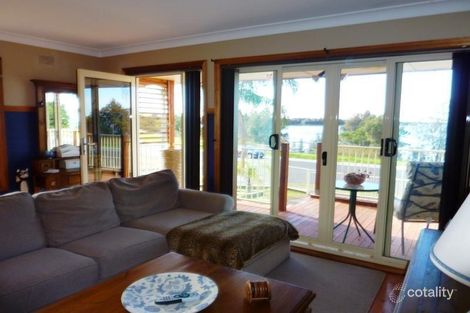 Property photo of 108 Lakeside Drive Koonawarra NSW 2530
