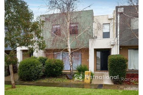 Property photo of 27 Kosciuszko Circuit Clyde VIC 3978