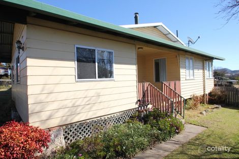 Property photo of 110 Wood Street Tenterfield NSW 2372