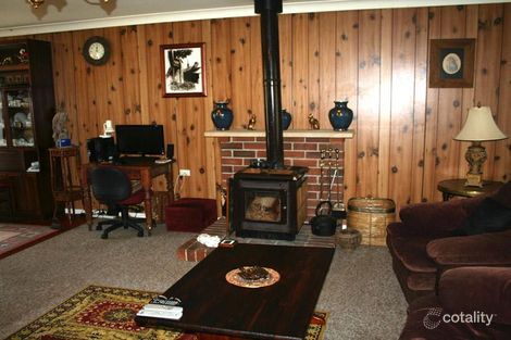 Property photo of 7 Bowral Street Welby NSW 2575